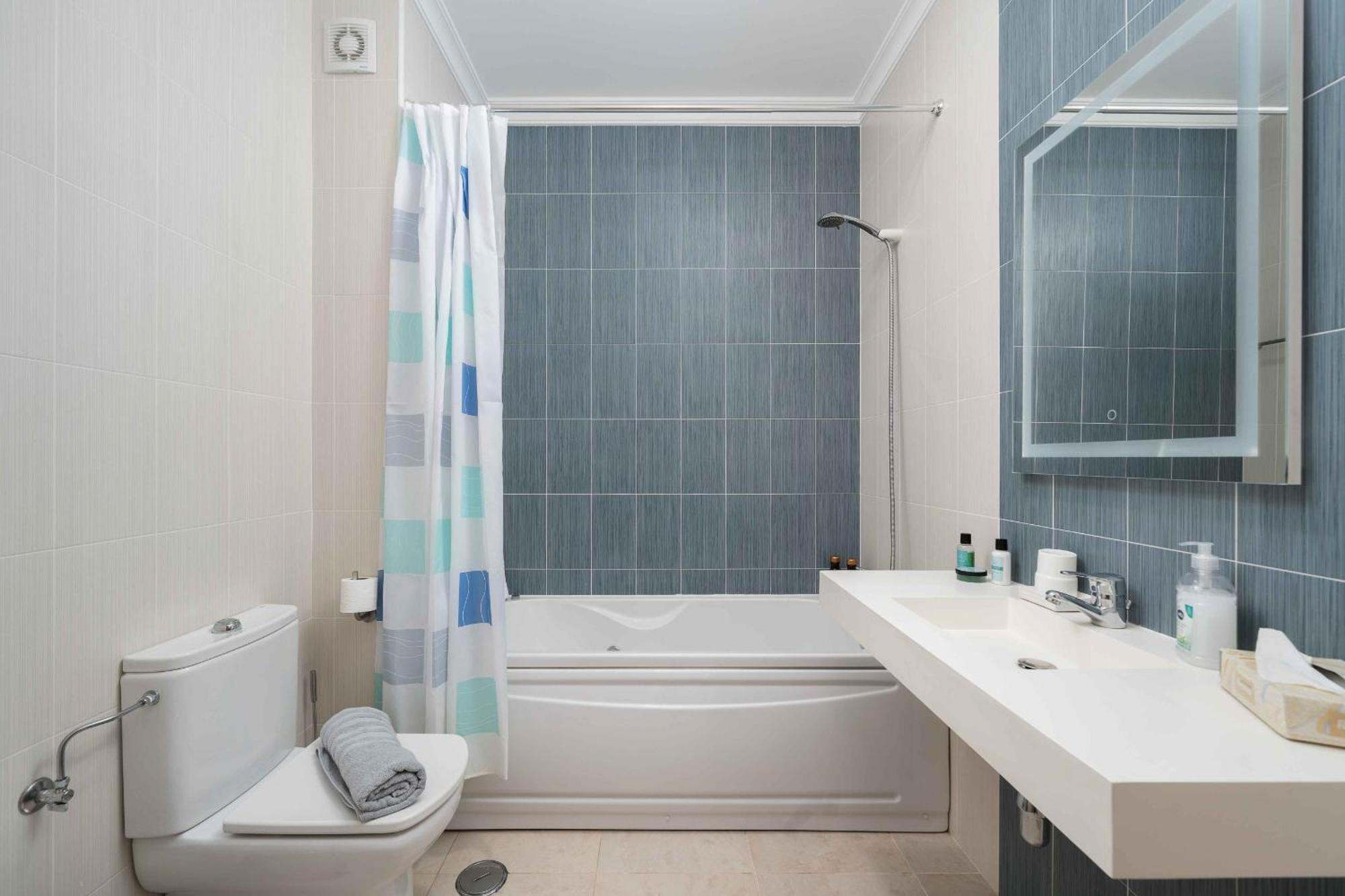 Ocean View 2 With Pool By Homing Lagos