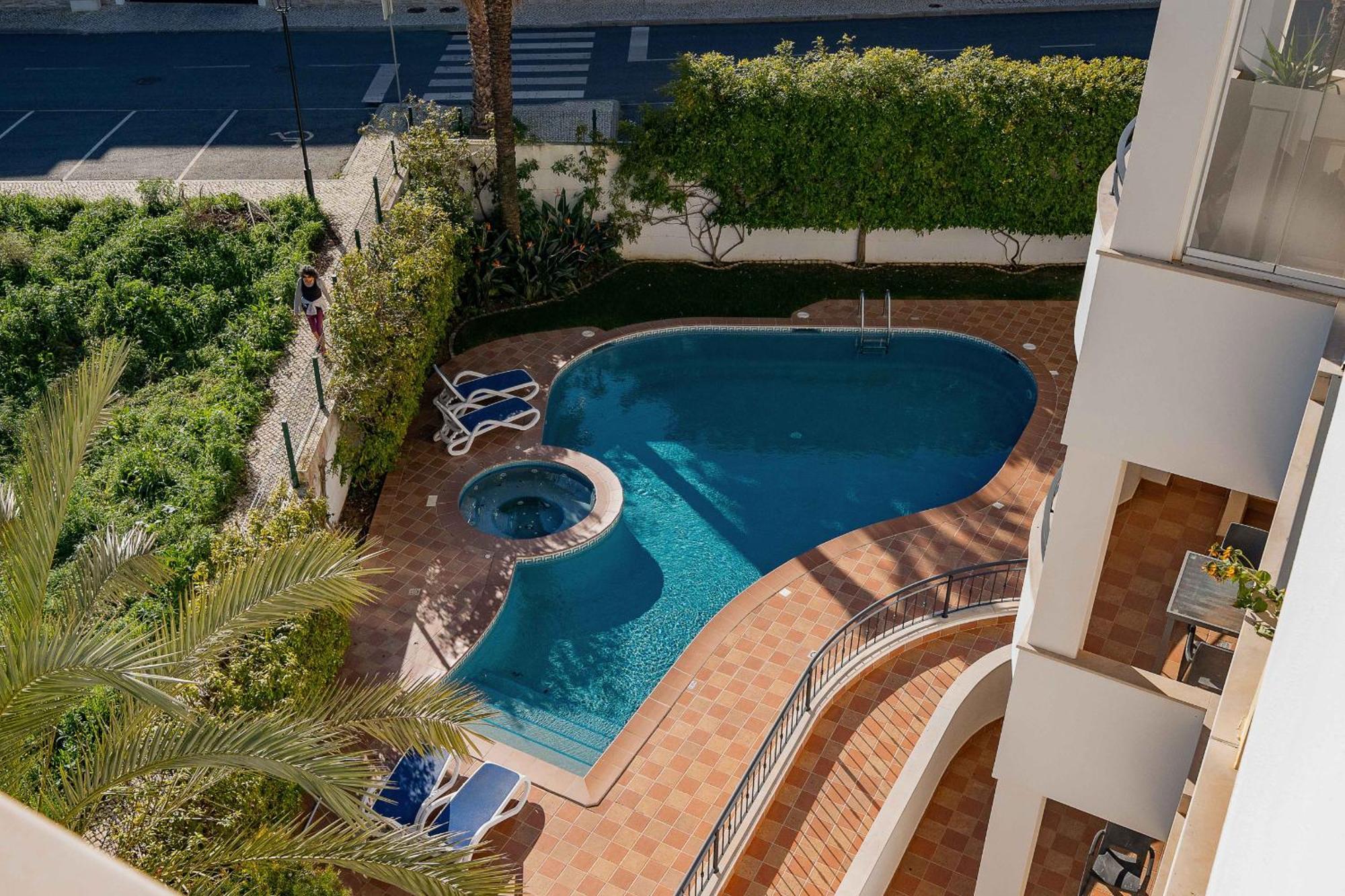 Apartment Ocean View 2 With Pool By Homing